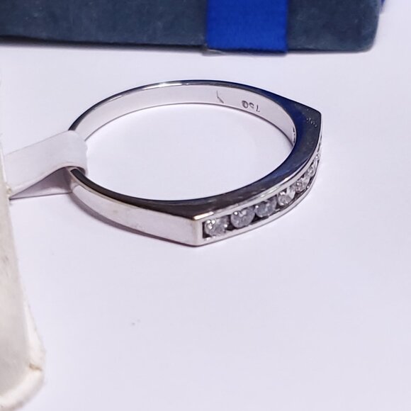 Estate .24ctw Natural Rd Diamond channel set 18Kt W/Gold S-7.25 Band Ring #20867 - Picture 4 of 6